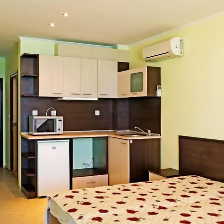 Black Sea Paradise מלון 3*