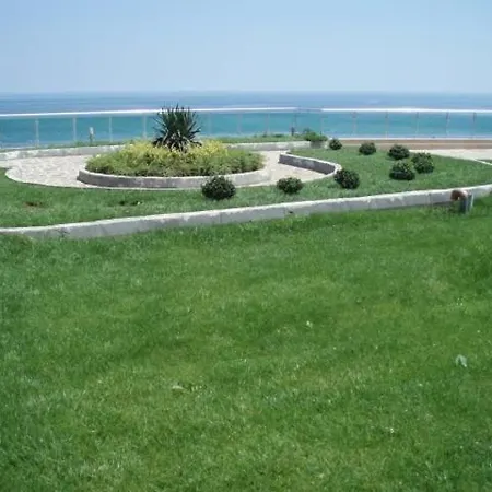 黑海乐园酒店 3*