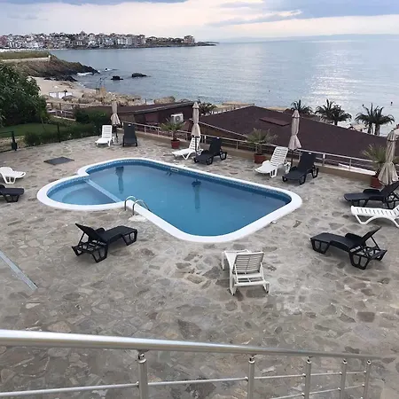 黑海乐园酒店 3*